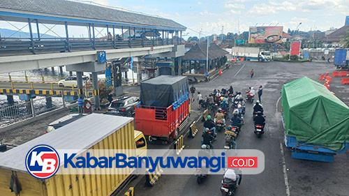 Mendekati Nataru 2025/2026, Pelabuhan ASDP Ketapang Dipadati Ribuan Penumpang Menyeberang ke Bali