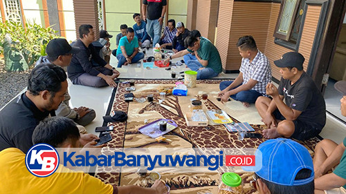 Pasangan Ali-Ali Gelar Pertemuan dengan Petani Muncar Bahas Ketersediaan Pupuk dan Irigasi