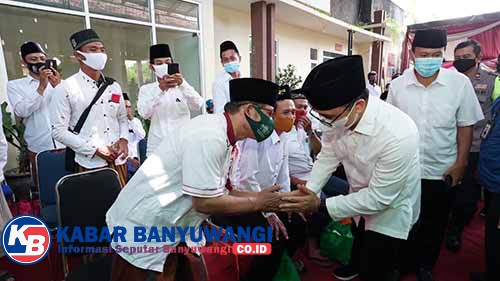 Kurang 2,5 Bulan Lagi Masa Jabatan Usai, Bupati Anas Pamitan dan Minta Maaf