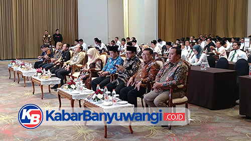 https://kabarbanyuwangi.co.id/asset/foto_berita/Anggota_dewan_ikuti_bimtek.jpg