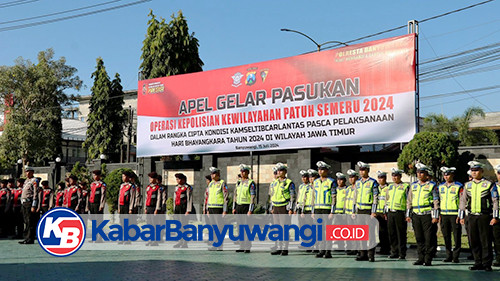 Personel Gabungan Ikuti Apel Gelar Pasukan Operasi Patuh Semeru 2024 di Mapolresta Banyuwangi