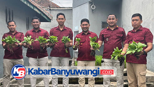 Wujud Kepedulian, Lapas Banyuwangi Salurkan Hasil Panen Sayur untuk Keluarga Warga Binaan