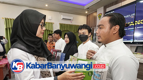 https://kabarbanyuwangi.co.id/asset/foto_berita/Bantuan_alat_masak.jpg