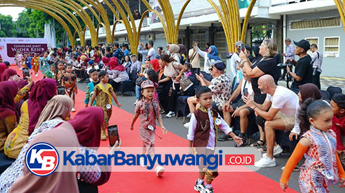 https://kabarbanyuwangi.co.id/asset/foto_berita/Batik_Festival_2025.jpg