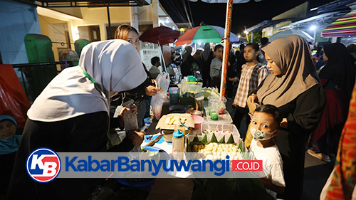 Menikmati Kuliner Banyuwangi di Bazar Kampoeng Cungking