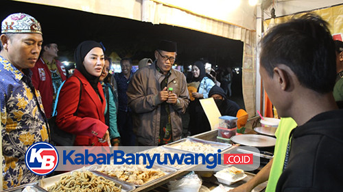 Dorong Peningkatan Perekonomian, Desi Prakasiwi Buka Bazar UMKM di Petik Laut Muncar