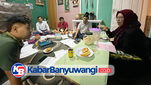 Tour Guide Kawah Ijen Banyuwangi Belajar Bahasa Mandarin untuk Layani Ledakan Wisatawan China