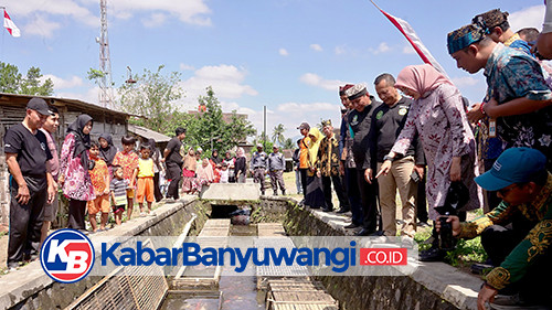 Ngantor di Tiga Desa Kecamatan Glenmore, Bupati Ipuk Cek Infrastruktur hingga Maksimalkan Potensi Pertanian
