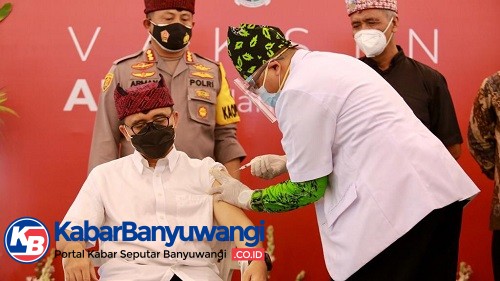 Vaksinasi Dimulai di Banyuwangi, Bupati sampai Tokoh Lintas Agama Divaksin Perdana