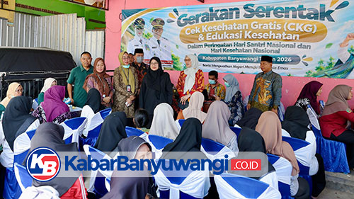 https://kabarbanyuwangi.co.id/asset/foto_berita/Cek_kesehatan_santri.jpg