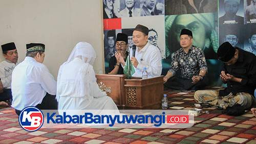Ketua PCNU Banyuwangi Pandu Dua Warga Muncar Calon Pasutri Jadi Mualaf