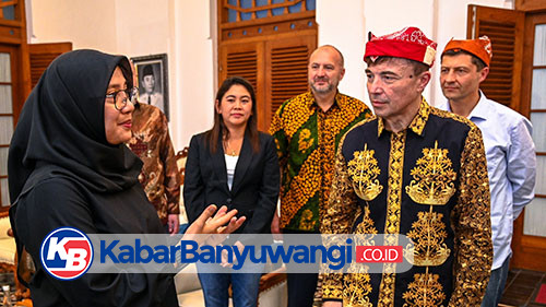 https://kabarbanyuwangi.co.id/asset/foto_berita/Dubes_Rusia.jpg