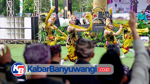 Festival Padhang Ulanan: Upaya Banyuwangi Menjaga Warisan Seni Budaya Melibatkan Ribuan Pelajar