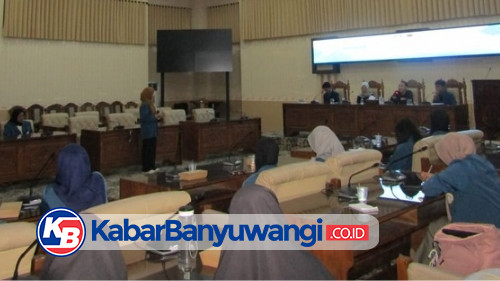 Mahasiswa Unair Banyuwangi Konvensi Legislasi Perda 5 Tahun 2021