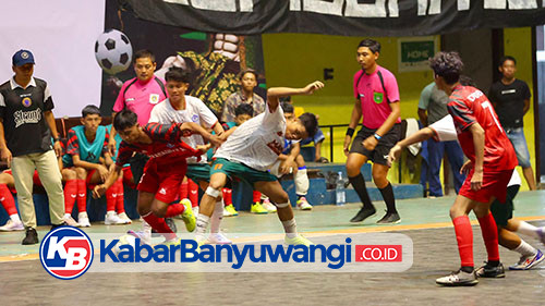 https://kabarbanyuwangi.co.id/asset/foto_berita/Futsal_Dandim_2025.jpg
