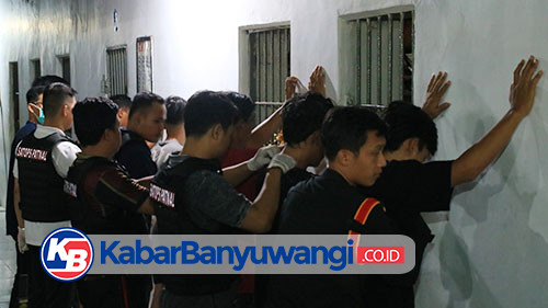 https://kabarbanyuwangi.co.id/asset/foto_berita/Geledah_pemnghuni_Lapas.jpg