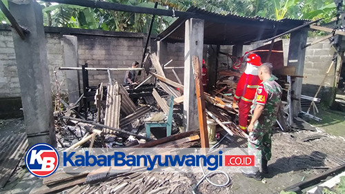 Gara-Gara Bakar Sampah, Gudang Barang Bekas di Srono Kebakaran