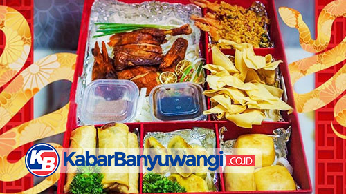 Meriahkan Imlek dengan Hampers Bebek Peking Mewah nan Lezat dari ASTON Banyuwangi