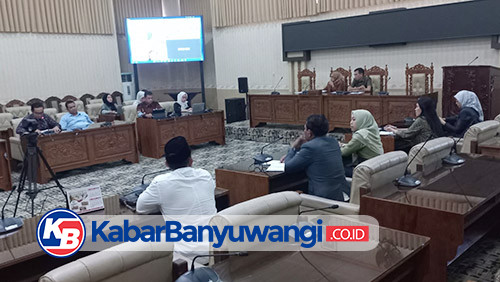 Hearing Soal Legalitas Lembaga Keuangan Bina Artha Ventura, Begini Jawaban DPRD Banyuwangi