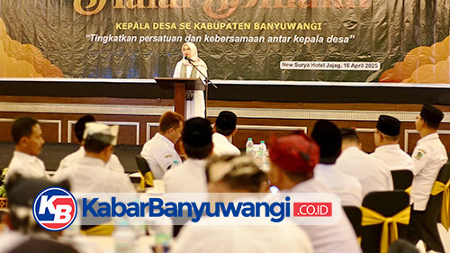 https://kabarbanyuwangi.co.id/asset/foto_berita/Ipuk_halal_bihalal_dgn_Kades.jpg