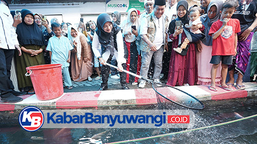 https://kabarbanyuwangi.co.id/asset/foto_berita/Ipuk_panen_ikan.jpg