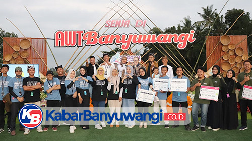 Bupati Ipuk Serahkan Hadiah Modal Ratusan Juta bagi Pemenang Program Inkubasi Jagoan Banyuwangi  