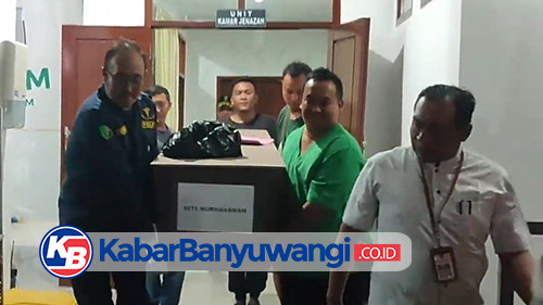 https://kabarbanyuwangi.co.id/asset/foto_berita/Jenazah_korban_KMP_Tunu_warga_jember.jpg