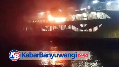 Kapal Portlink VII Terbakar di Dermaga Pelabuhan Ketapang Banyuwangi, Tidak Ada Korban Jiwa