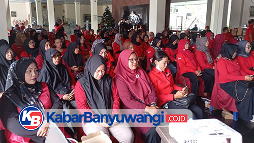 https://kabarbanyuwangi.co.id/asset/foto_berita/Kader_peremuan_PDIP.jpg
