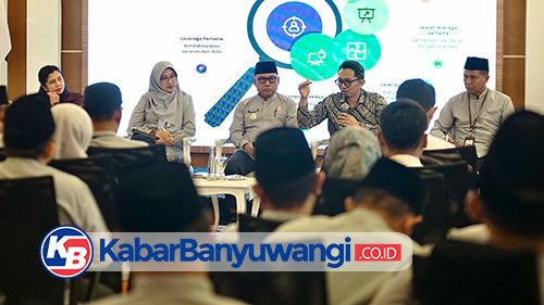 https://kabarbanyuwangi.co.id/asset/foto_berita/Kemensos_data_kemiskinan.jpg