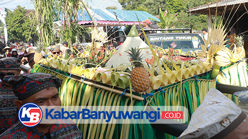 Beragam Tumpeng Hasil Pertanian Disuguhkan di Tradisi Takir Sewu Banyuwangi