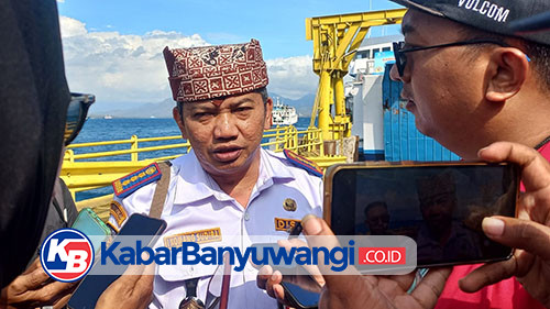 https://kabarbanyuwangi.co.id/asset/foto_berita/Komang_soal_pelebaran_jalan.jpg