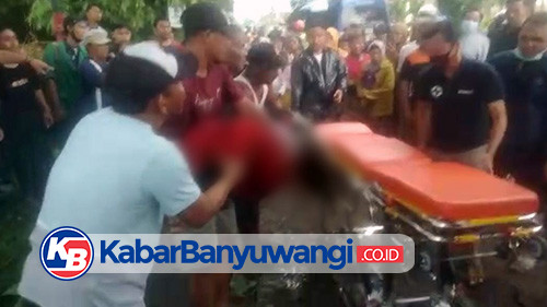 Pemotor Perempuan Tewas di TKP Diduga Korban Tabrak Lari Dum Truk