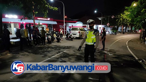 Nekat Lawan Arus, Pengendara Motor Tewas Tertabrak APV