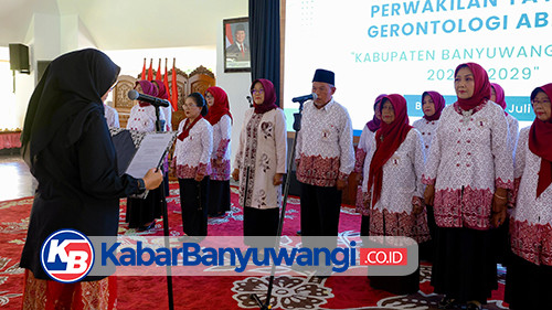 Lantik Pengurus Gerontologi, Bupati Ipuk Tegaskan Komitmen Pembangunan Inklusif Pro-Lansia