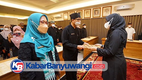 Dari IPM hingga Perpustakaan, Pesan Bupati Ipuk untuk Kepala SMP Baru