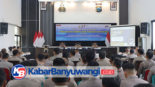 Latpraops Jelang Operasi Keselamatan Semeru 2026, Kapolresta Banyuwangi Minta Personel Lebih Humanis