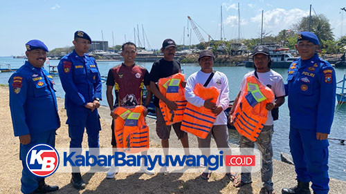 https://kabarbanyuwangi.co.id/asset/foto_berita/Life_jacket.jpg