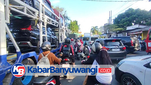 Kemacetan Kendaraan di Ketapang Kian Parah, Gapasdap Minta Penundaan Kapal Eks LCT Dilakukan Bertahap