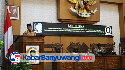 https://kabarbanyuwangi.co.id/asset/foto_berita/Mujiono_dalam_paripiurna.jpg