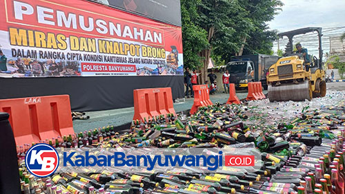 Jelang Nataru, Polresta Banyuwangi Musnahkan Ribuan Miras dan Ratusan Knalpot Brong