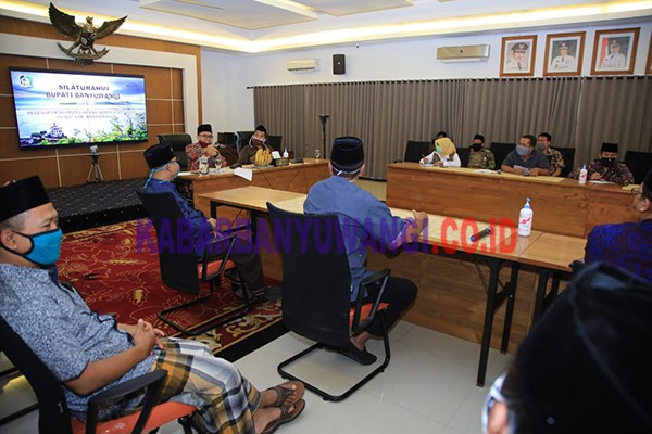Belum Akan Diterapkan, Bupati Anas dan NU Bahas New Normal Tahlilan-Pengajian