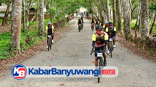 https://kabarbanyuwangi.co.id/asset/foto_berita/Nggravel_Glenmore_Banyuwangi.jpg