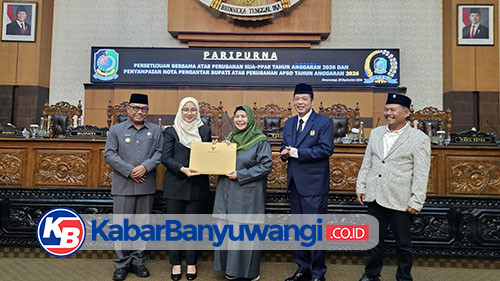 https://kabarbanyuwangi.co.id/asset/foto_berita/Nota_Pengantar_Raperda_Perubahan_APBD_2026.jpg