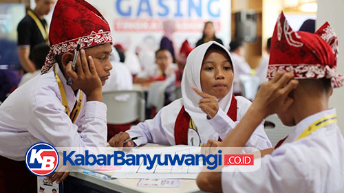 Puluhan Siswa dari Berbagai Daerah di Indonesia Ikuti Olimpiade Matematika Gasing Nasional di Banyuwangi