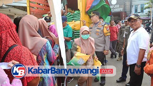 Wabup dan Kapolresta Banyuwangi Pantau Pelaksanaan Operasi Pasar Murah