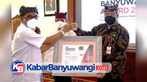 PWI Ganjar Penghargaan 20 Tokoh Berpengaruh di Banyuwangi