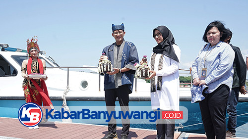 https://kabarbanyuwangi.co.id/asset/foto_berita/Paket_wisata_3B.jpg