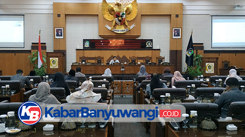 Fraksi-Fraksi DPRD Banyuwangi Dukung Usulan Terkait Raperda BUMD