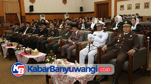 https://kabarbanyuwangi.co.id/asset/foto_berita/Paripurna_dengarkan_pidato_Presiden.jpg